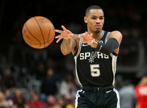 较量备受瞩 较量备受瞩