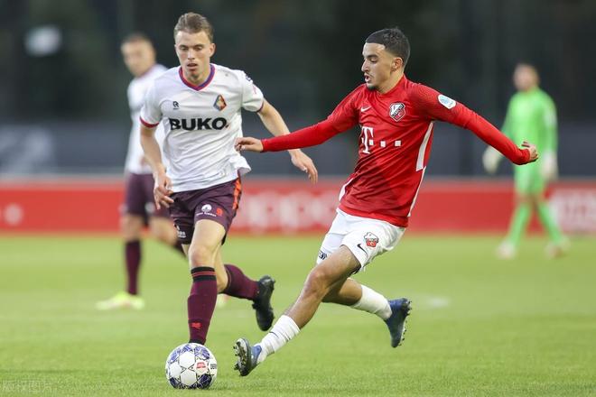 还是战术上 还是战术上